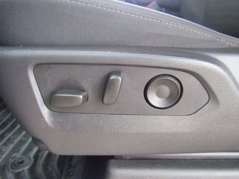 Used 2025 Chevrolet Silverado 1500 LT image 16