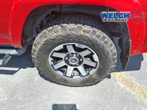 Used 2022 Toyota 4Runner TRD Off-Road image 7