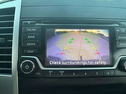 Used 2018 Nissan Frontier SV image 26