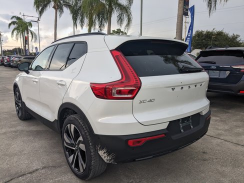 New 2026 Volvo XC40 B5 Ultra w/ Protection Package Premier image 6