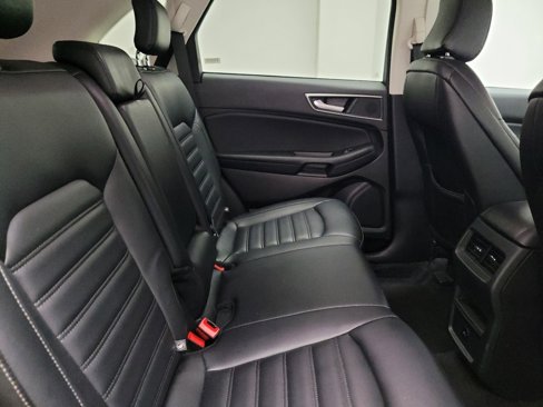 Used 2024 Ford Edge SEL image 19