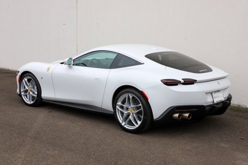 Certified 2023 Ferrari Roma image 3