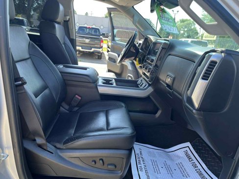 Used 2017 Chevrolet Silverado 2500 LTZ w/ Duramax Plus Package image 35