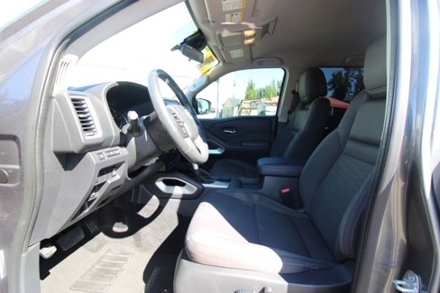 Used 2022 Nissan Frontier SV image 10
