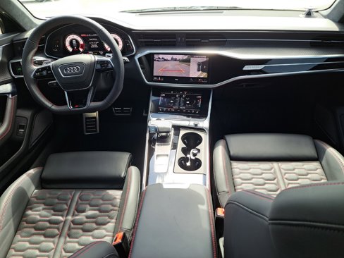 Used 2025 Audi RS 6 performance image 4