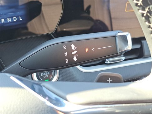 Used 2025 Chevrolet Equinox LT w/ Safety and Technology Package image 16