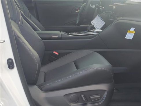 Certified 2026 Toyota Crown XLE image 19