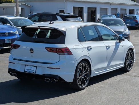 New 2025 Volkswagen Golf image 5