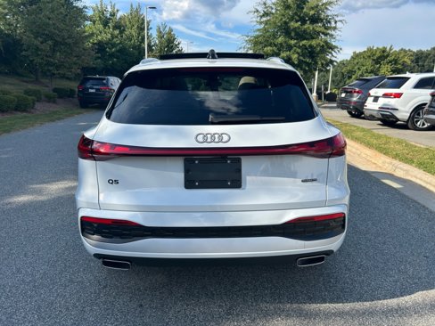 New 2025 Audi Q5 Prestige image 14