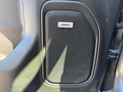 Used 2022 GMC Sierra 1500 AT4 image 10