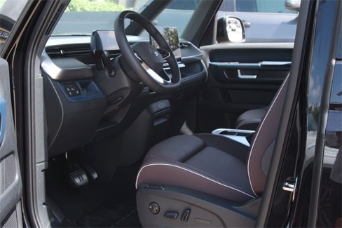 New 2025 Volkswagen ID. Buzz Pro S image 10