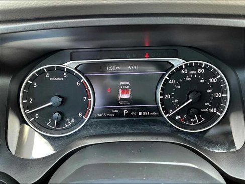 Certified 2025 Nissan Rogue SV image 24
