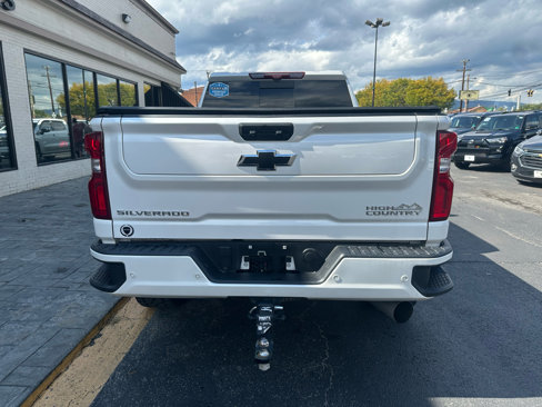 Used 2023 Chevrolet Silverado 2500 High Country w/ Z71 Off-Road Package image 8