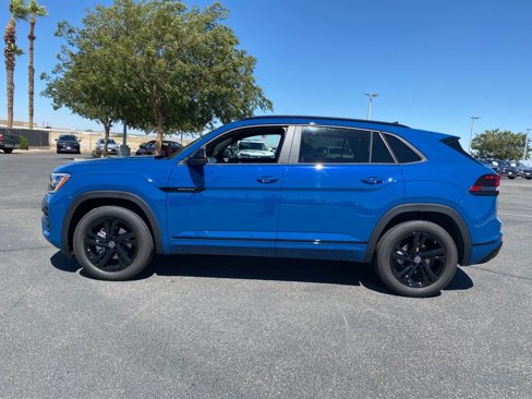 New 2026 Volkswagen Atlas Cross Sport SEL R-Line image 4