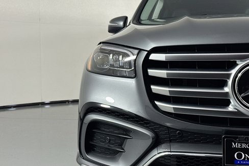 New 2026 Mercedes-Benz GLS 450 4MATIC image 14