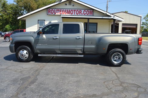 Used 2018 GMC Sierra 3500 Denali w/ Duramax Plus Package image 3