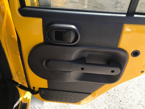 Used 2009 Jeep Wrangler Unlimited X image 14