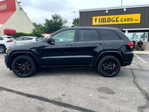 Used 2021 Jeep Grand Cherokee Laredo X image 9