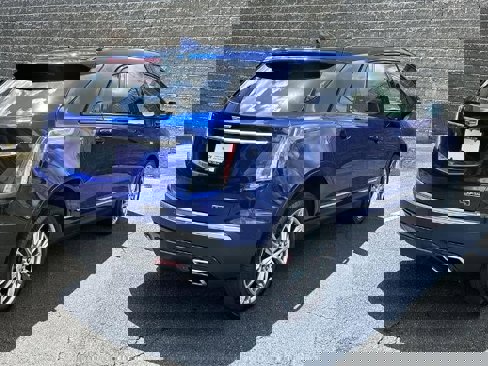 Certified 2023 Cadillac XT5 Sportv w/ Technology Package image 7