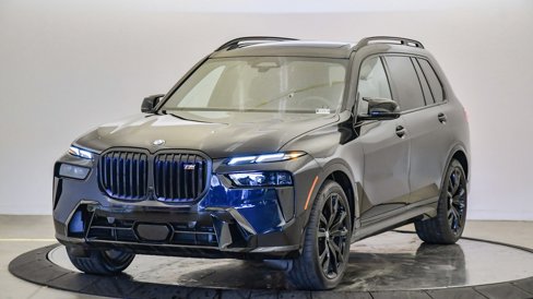 New 2026 BMW X7 M60i image 1