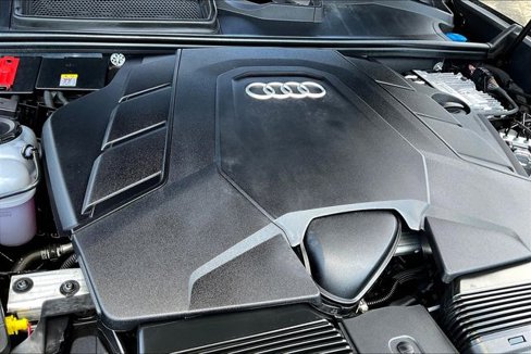 Certified 2025 Audi Q8 Premium Plus image 31