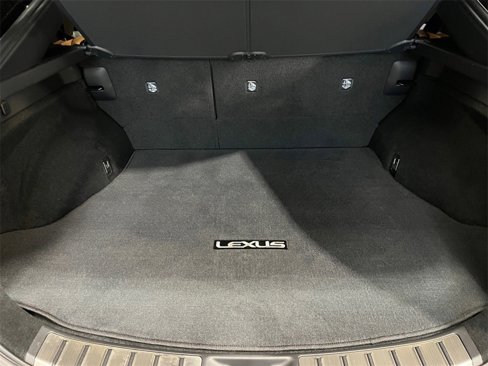 Used 2024 Lexus RZ 450e Premium w/ Technology Package image 5