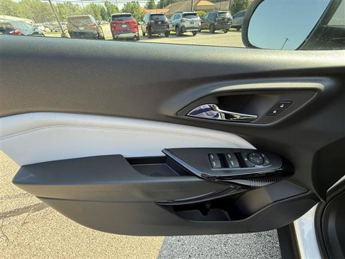 New 2025 Chevrolet Trax LT w/ LT Convenience Package image 12