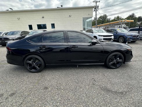 Used 2024 Honda Accord Sport image 2
