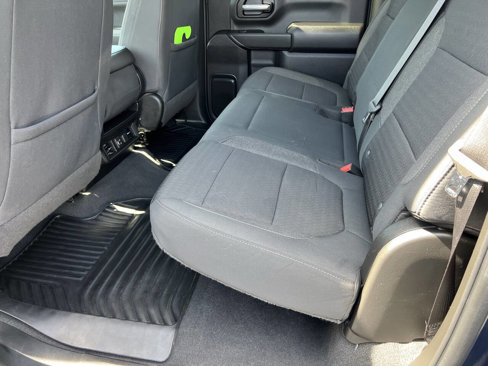 Used 2022 Chevrolet Silverado 2500 LT w/ Z71 Sport Edition image 25