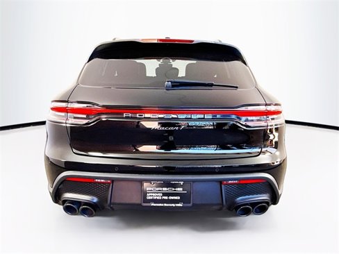 Used 2023 Porsche Macan Turbo image 10