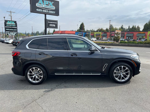 Used 2019 BMW X5 xDrive50i w/ Executive Package image 11
