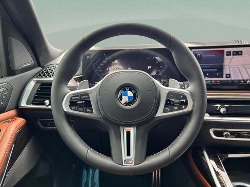 Used 2026 BMW X7 M60i image 8