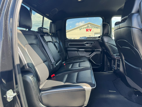 Used 2025 RAM 1500 Laramie image 29