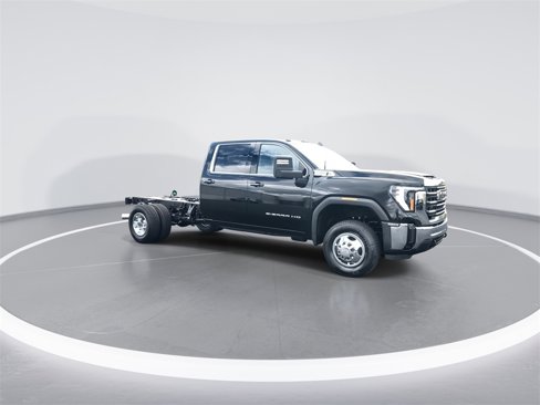 New 2026 GMC Sierra 3500 SLE w/ SLE Convenience Package image 2