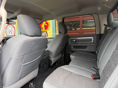 Used 2018 RAM 3500 SLT image 18