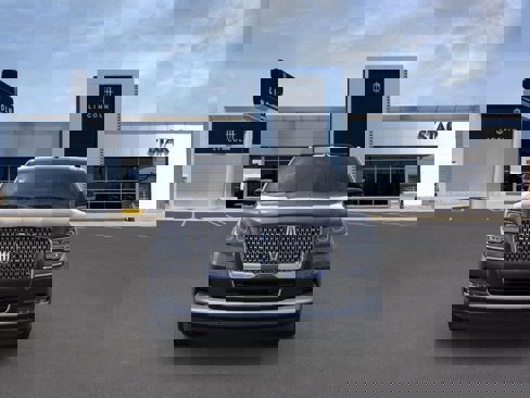 New 2022 Lincoln Navigator 4WD image 6