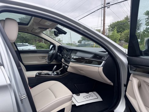 Used 2012 BMW 528i xDrive Sedan image 16