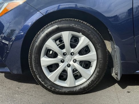 Used 2024 Toyota Corolla LE image 10