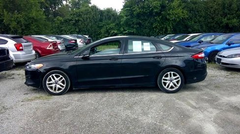 Used 2014 Ford Fusion SE image 1