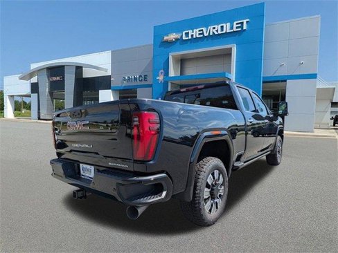 New 2026 GMC Sierra 2500 Denali w/ Denali Reserve Package image 4