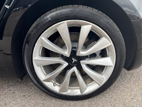 Used 2019 Tesla Model 3 Long Range image 31