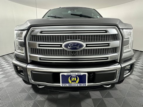 Used 2015 Ford F150 Platinum w/ Equipment Group 701A Luxury image 4