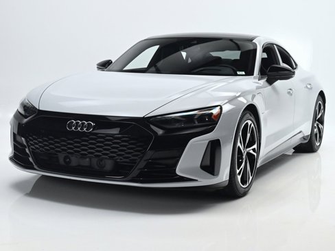 Used 2022 Audi e-tron GT Prestige image 32