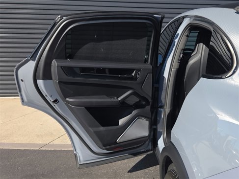 Certified 2024 Porsche Cayenne Turbo GT image 16