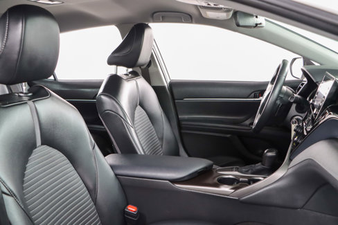 Used 2024 Toyota Camry SE image 26