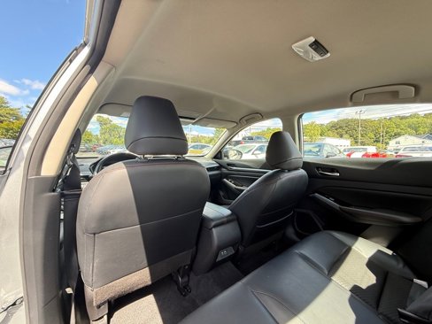 Used 2024 Nissan Altima 2.5 SR image 16