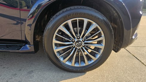 Used 2019 INFINITI QX80 Luxe w/ 22" Wheel Package image 16