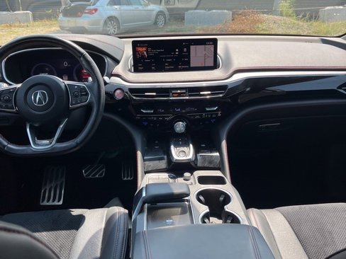 Used 2022 Acura MDX A-Spec image 9