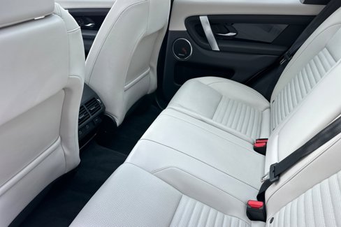 Certified 2024 Land Rover Discovery Sport S image 12