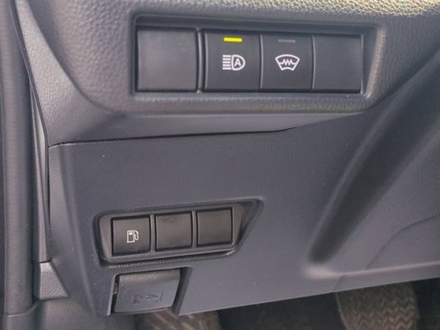 Certified 2023 Toyota Prius LE image 27